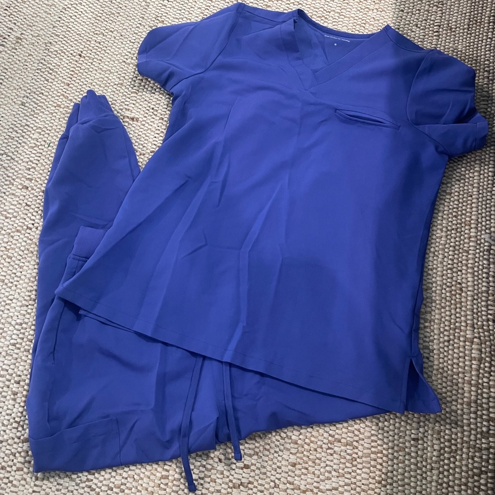 COPY - Mandala scrubs set